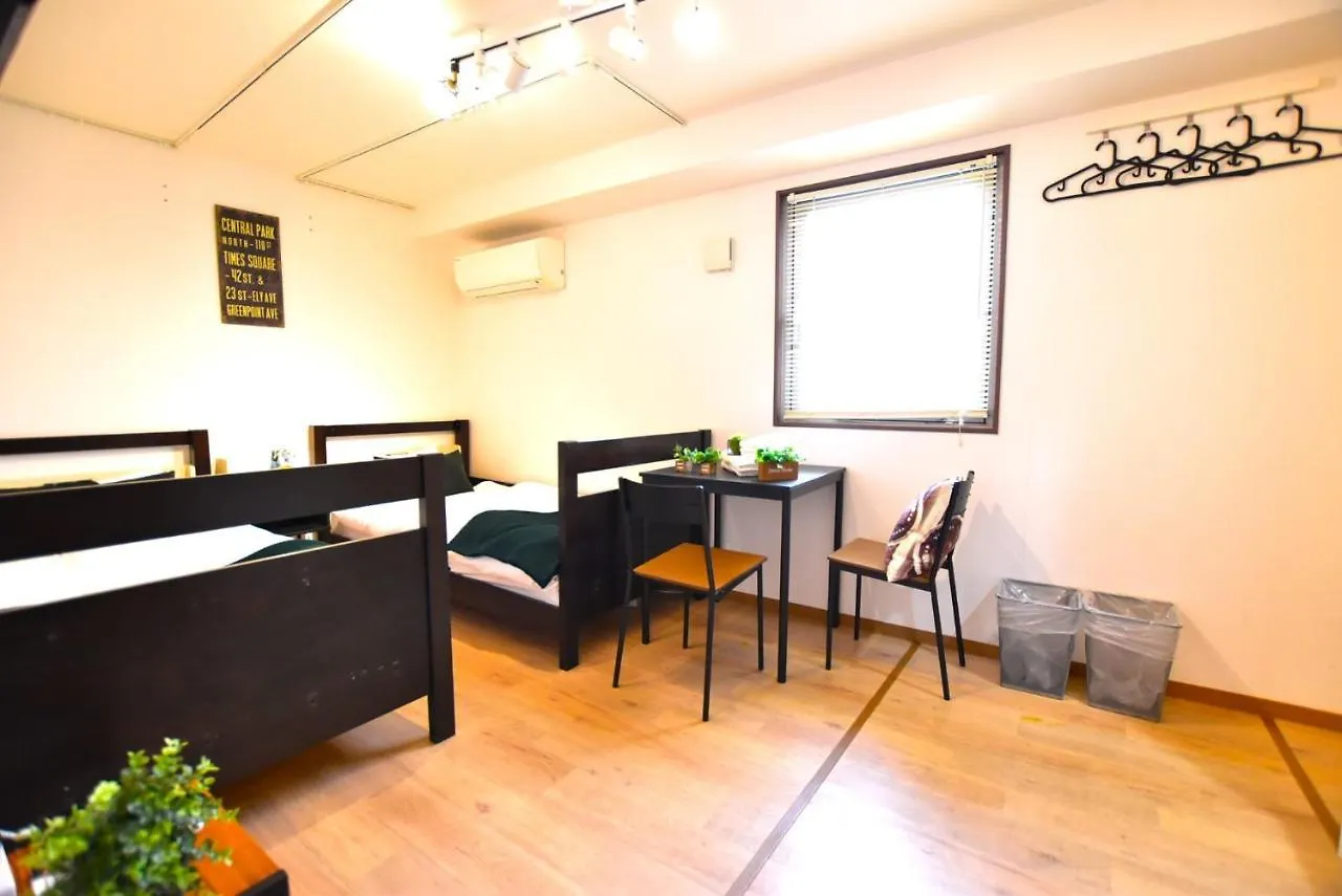 Apartamento Kuromon28-Near Kuromon Market,Nihonbashi Station Osaka 0*,  Japón