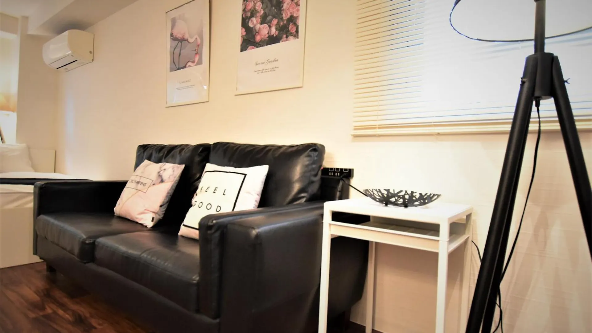 Apartamento Kuromon28-Near Kuromon Market,Nihonbashi Station Osaka 0*,  Japón